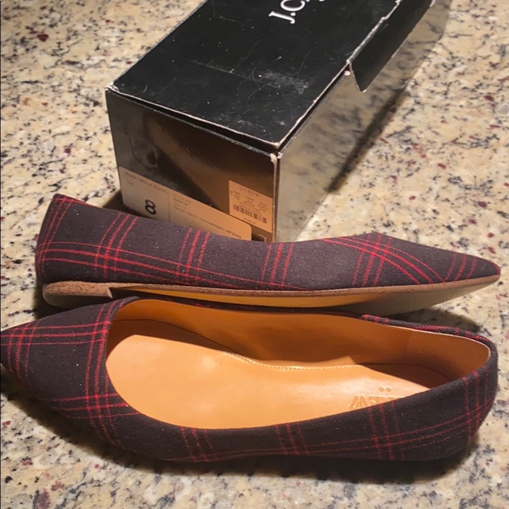 20:07  JCrew Plaid Pointed Flats - Picture 12 of 12